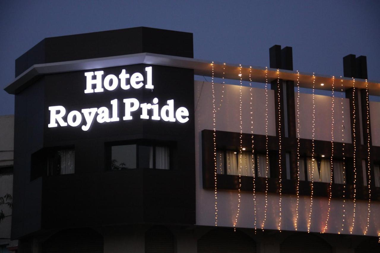 Hotel Royal Pride Ahmedabad Extérieur photo
